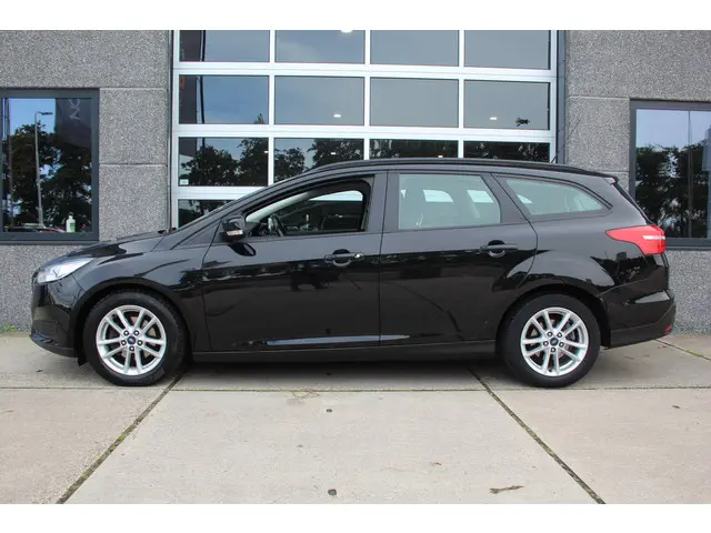 Ford Focus Wagon 1.0 Trend Edition 2015 Benzine 5