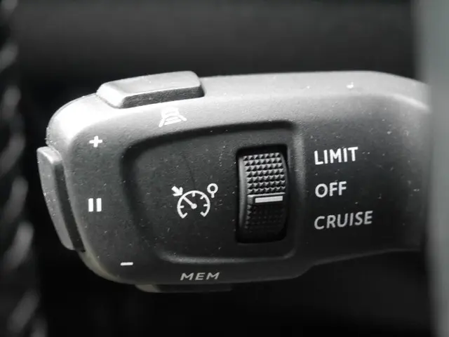 Peugeot e-2008 EV Allure 50 kWh 2020 Elektrisch 19