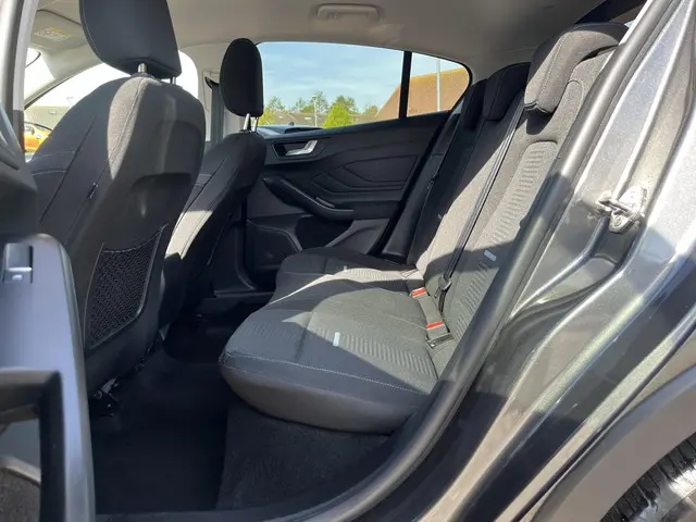 Ford Focus 1.0 EcoBoost Active 2024 Hybride Benzine 15