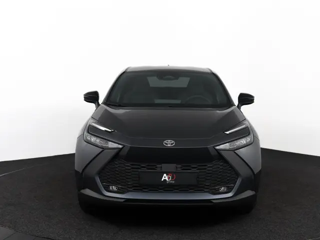 Toyota C-HR 1.8 Hybrid 140 Dynamic 2025 Hybride Benzine 16