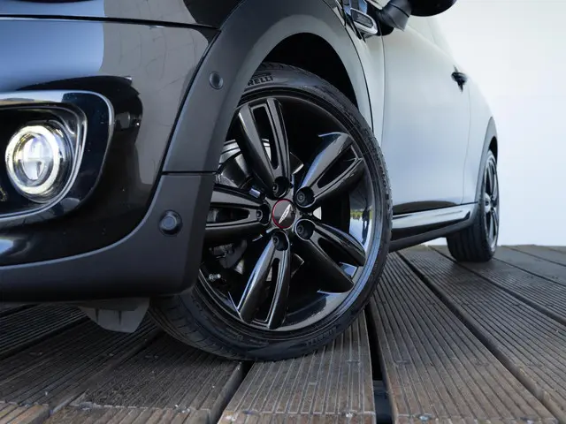 MINI 3-Deurs Cooper 2021 Benzine 15