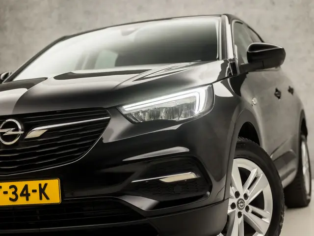Opel Grandland X 1.2 Turbo Sport 2021 Benzine 16