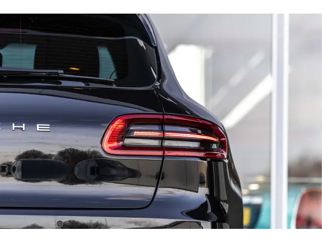 Porsche Macan 2.0 2018 Benzine 41