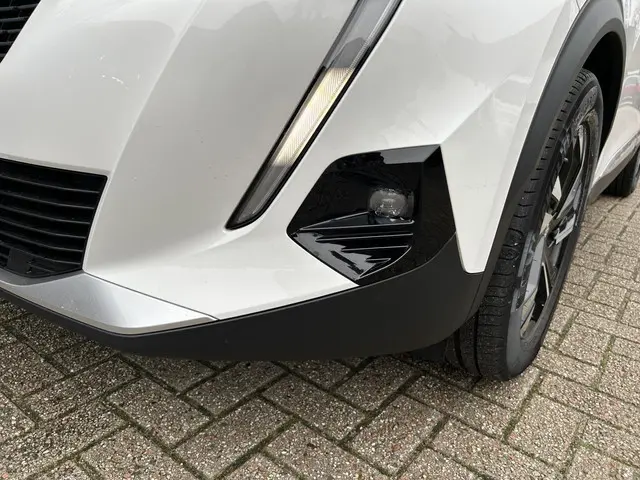 Peugeot 2008 1.2 Turbo 100 PK Allure Pack | 2021 Benzine 33