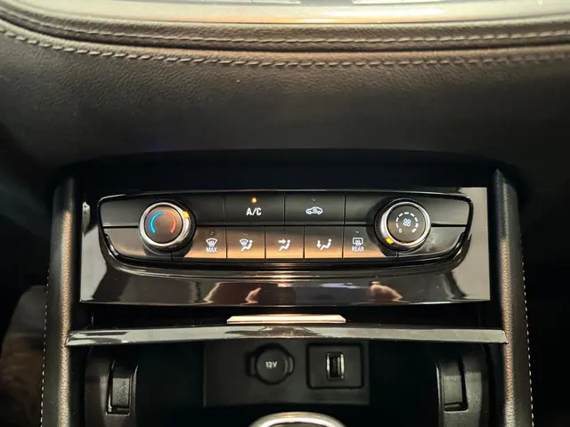 Opel Grandland X 1.2 Turbo Innovation 2018 Benzine 22