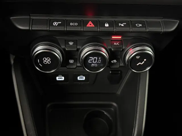 Dacia Duster 1.3 TCe 150 EDC Prestige 2021 Benzine 13