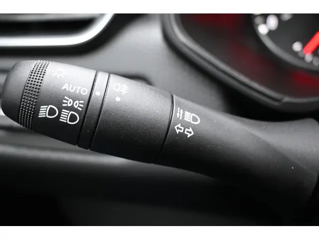 Renault Clio 1.0 TCe Zen 2021 Benzine 33