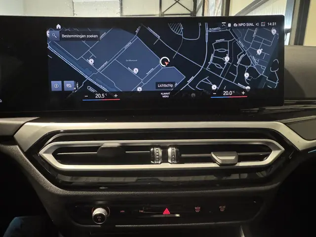 BMW 3 Serie Touring 320e 2022 Hybride Benzine 12