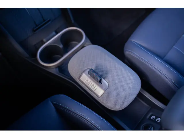 MINI 5-Deurs Mini 1.5 Cooper C Classic XS 2025 Benzine 26