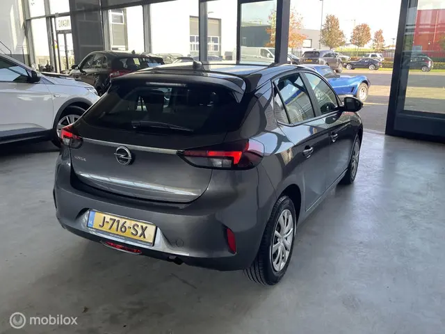Opel Corsa 1.2 Edition 2020 Benzine 4