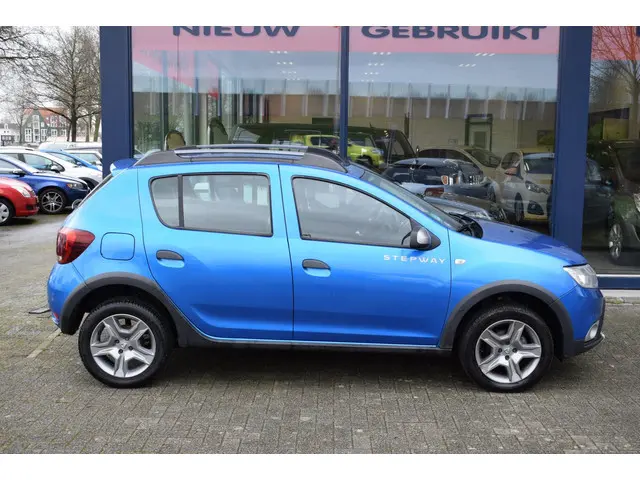 Dacia Sandero Stepway 0.9 TCe SL 2017 Benzine 6