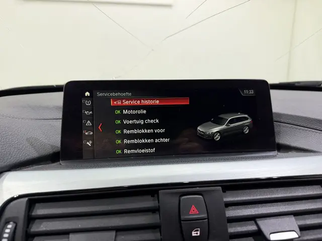 BMW 3 Serie Touring 318i M Sport Aut8 2019 Benzine 19