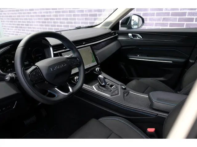 Lynk & Co 01 1.5 PHEV 2022 Hybride Benzine 12