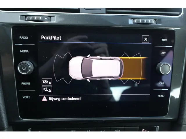 Volkswagen e-Golf e-Golf 2019 Elektrisch 34