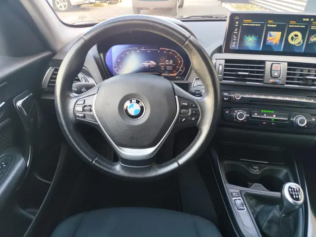 BMW 1 Serie 114i EDE Executive 2014 Benzine 12