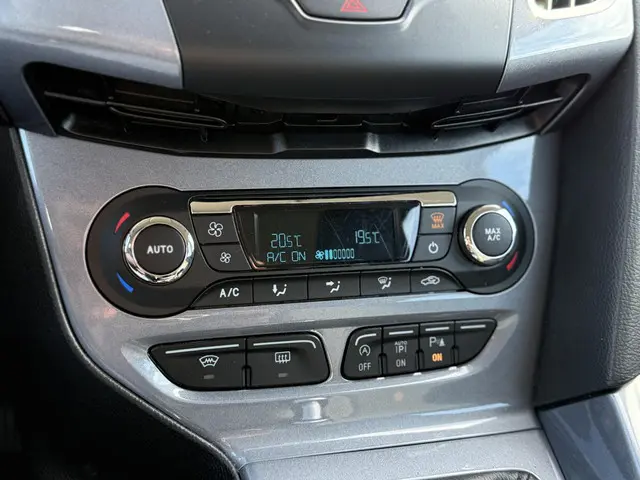 Ford Focus Wagon 1.0 EcoBoost Titanium 2014 Benzine 16