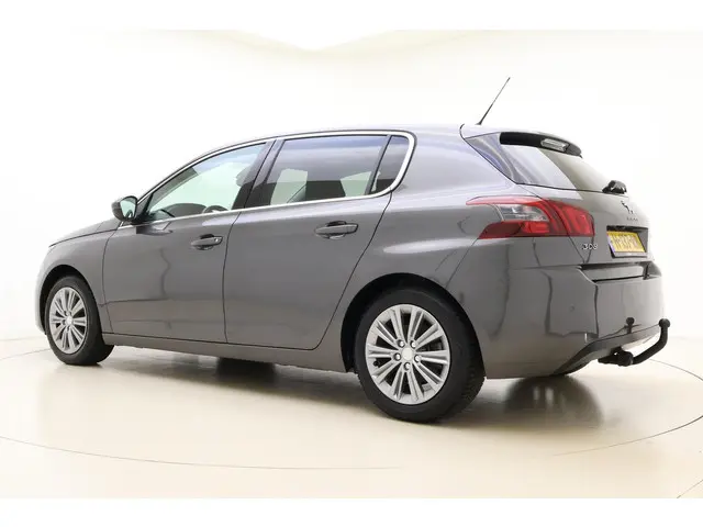 Peugeot 308 1.2 PureTech Blue Lease Premium 2020 Benzine 12