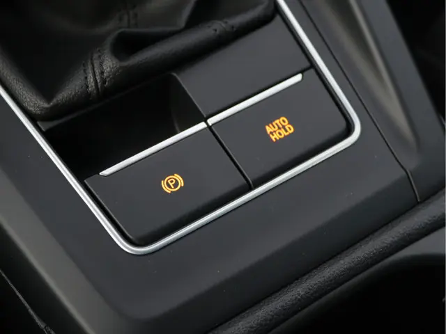 Volkswagen Golf Variant 1.0 TSI Life 2022 Benzine 47