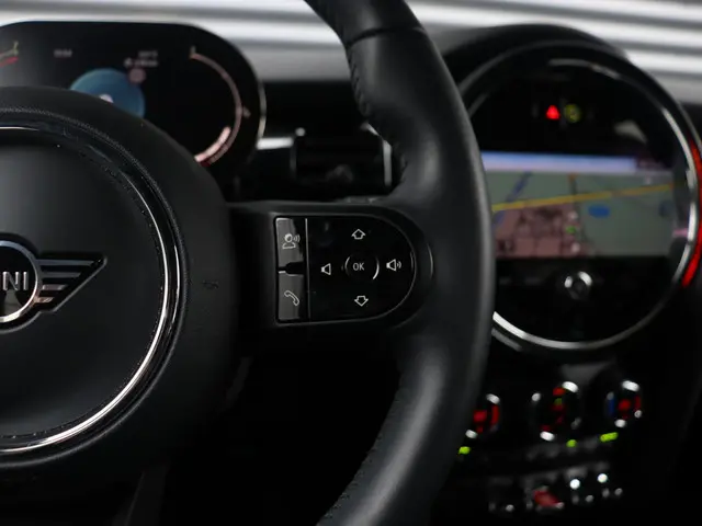 MINI 5-Deurs Cooper 2022 Benzine 20