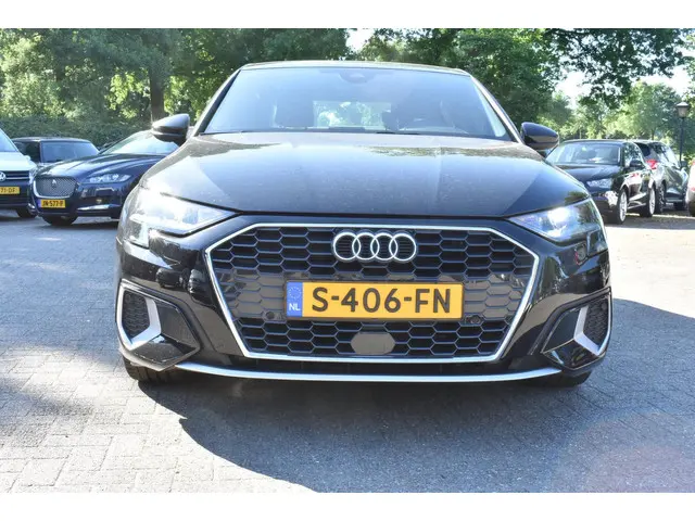 Audi A3 Limousine 30 TFSI Advanced edition 2022 Benzine 8