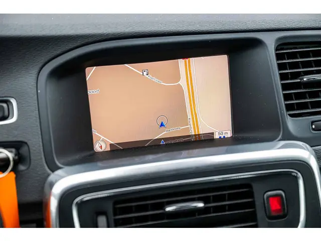 Volvo S60 1.5 T3 R-Design 2018 Benzine 20