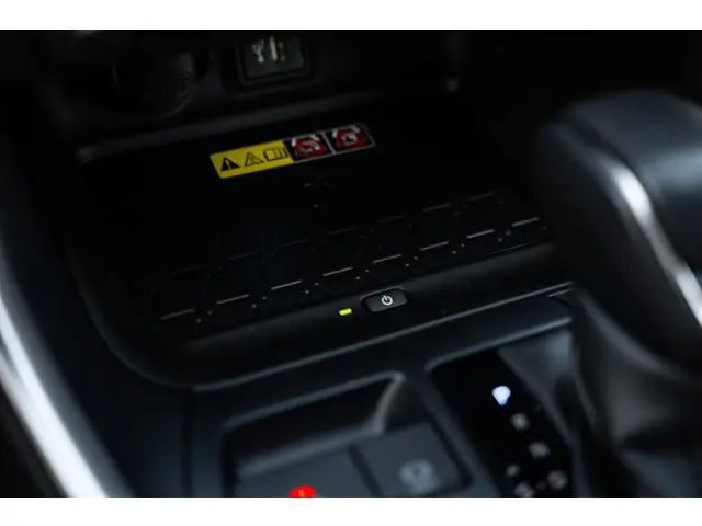 Toyota RAV4 2.5 HEV AWD Bi-Tone 2023 Hybride Benzine 43