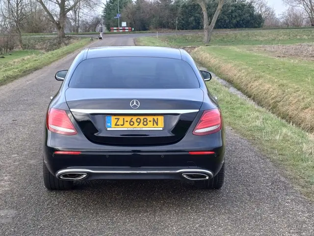 Mercedes-Benz E-Klasse 200 Prestige 2016 Benzine 7