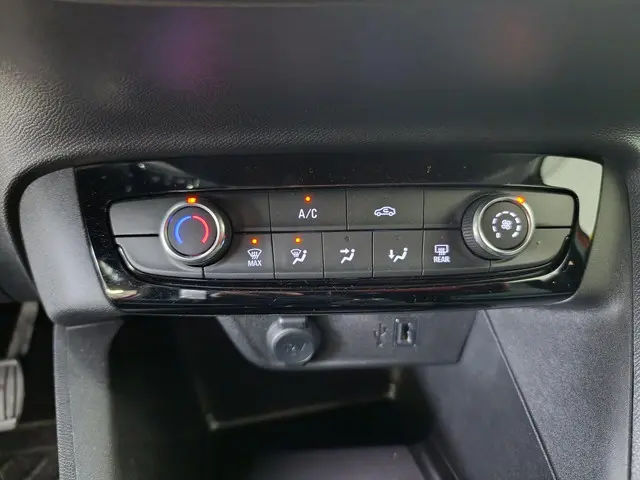 Opel Corsa 1.2 Edition 2020 Benzine 25