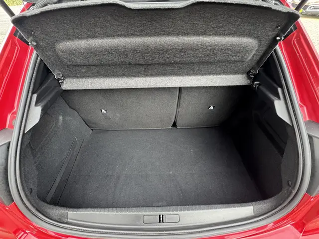 Peugeot 208 1.2 PureTech GT-Line 2020 Benzine 25