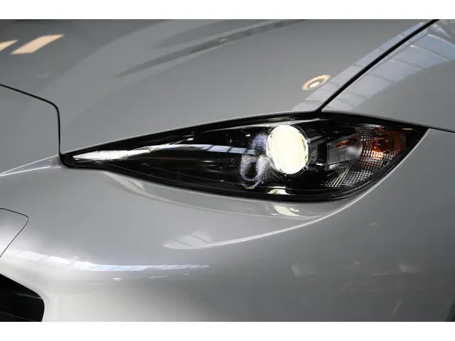 Mazda MX-5 SkyActiv-G 160 6MT GT-M 2015 Benzine 9