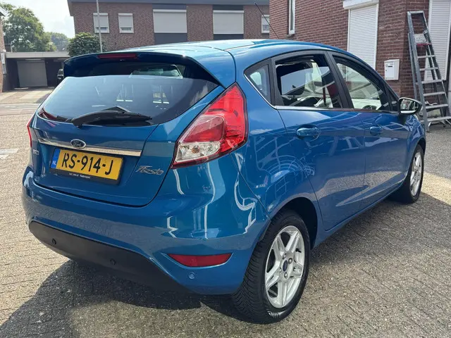 Ford Fiesta 1.0 EcoBoost Titanium 2013 Benzine 8