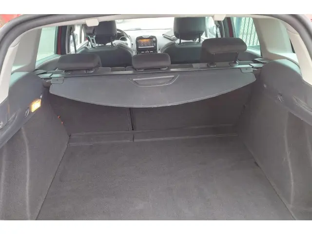 Renault Clio Estate 0.9 TCe Expression 2013 Benzine 16