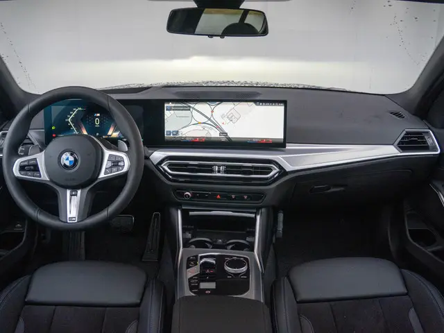 BMW 3 Serie 320i 2025 Benzine 9