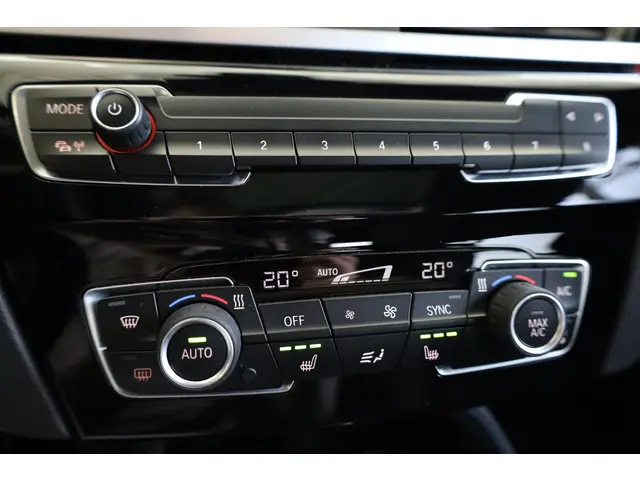 BMW X2 sDrive18i 2021 Benzine 19