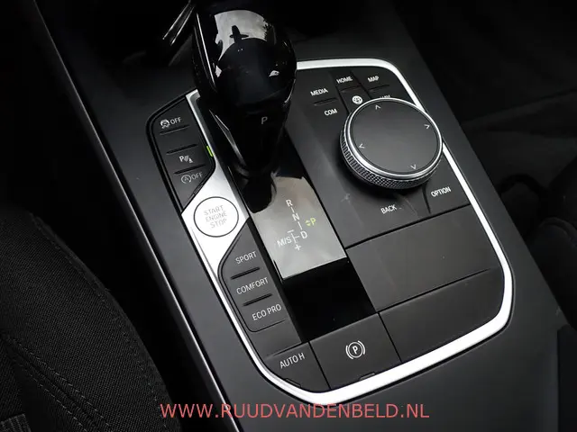 BMW 1 Serie 118i 2021 Benzine 11