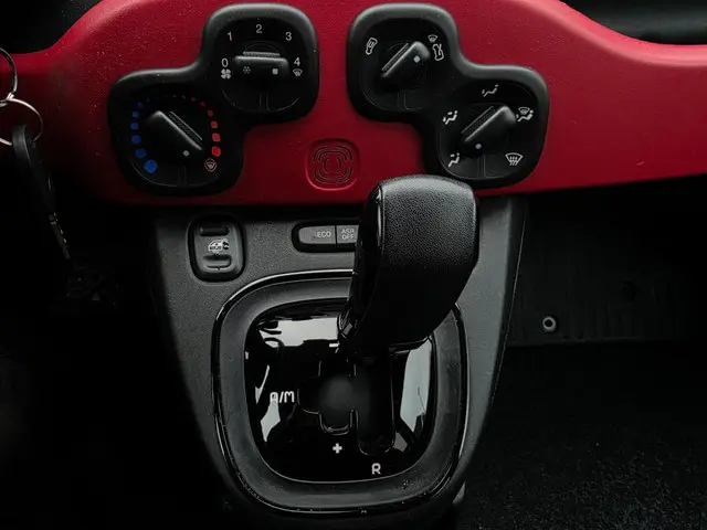 Fiat Panda 0.9 TwinAir Lounge 2013 Benzine 12