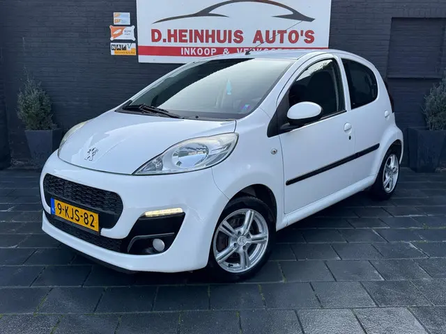 Peugeot 107 1.0 Active 5DRS/AIRCO/ORG NL AUTO 2013 Benzine 4