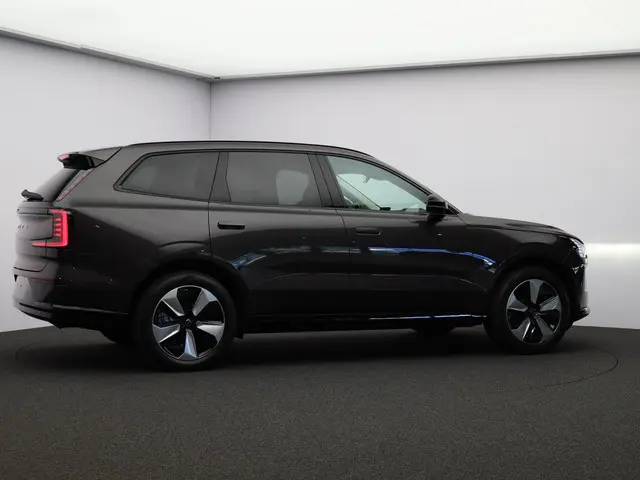 Volvo EX90 Single Motor Plus 7p. 104 kWh 2025 Elektrisch 22