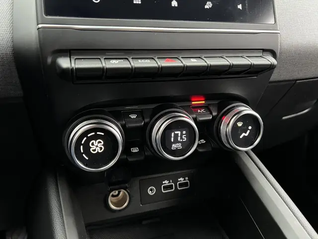 Mitsubishi Colt 1.0T MT Intense 2024 Benzine 13