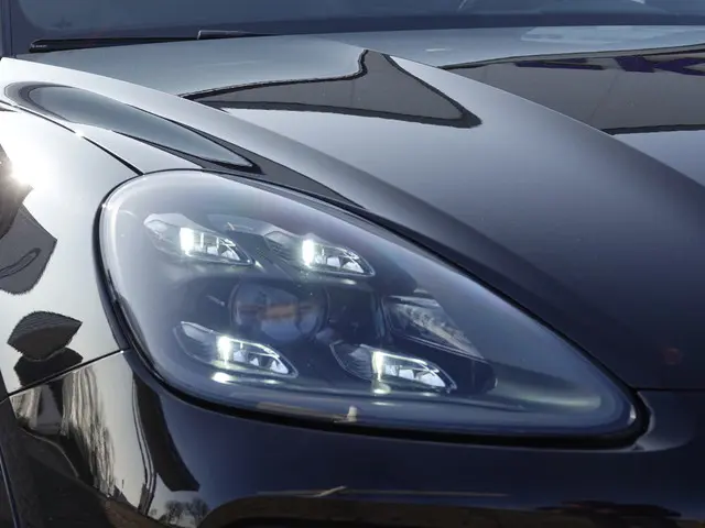 Porsche Cayenne 3.0 E-Hybrid 2018 Hybride Benzine 17