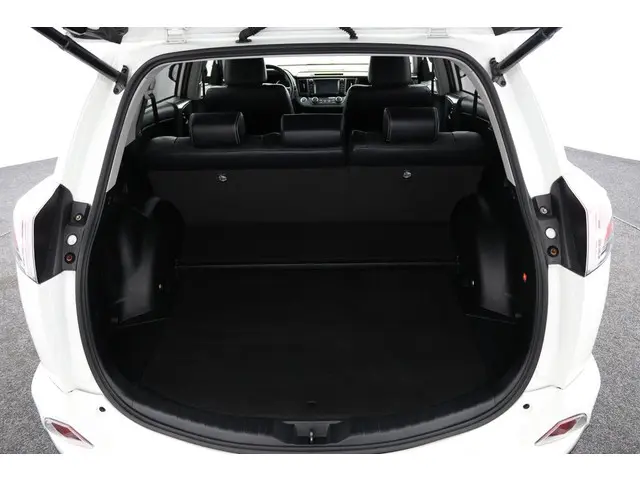Toyota RAV4 2.5 Hybrid Energy Plus 2019 Hybride Benzine 24