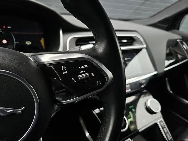 Jaguar I-PACE EV400 SE 90 kWh 2018 Elektrisch 16