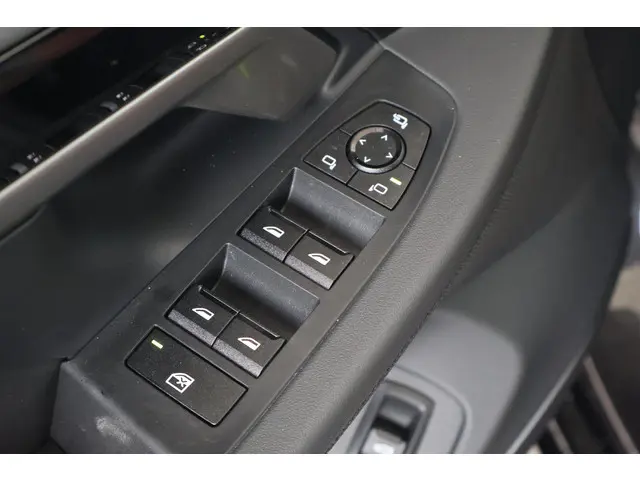BMW 5 Serie Touring 530e 2025 Hybride Benzine 22