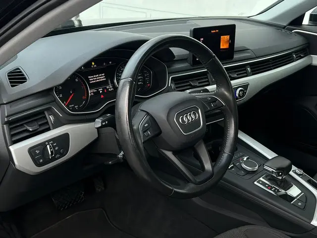 Audi A4 Limousine 2.0 TFSI ultra Pro Line 2016 Benzine 10