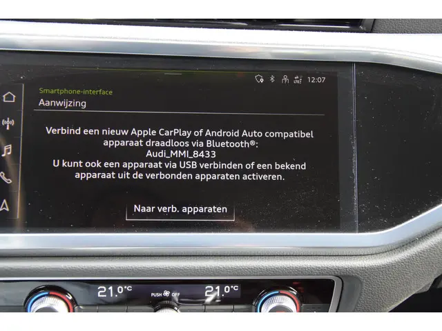 Audi Q3 45 TFSI e edition 2022 Hybride Benzine 27