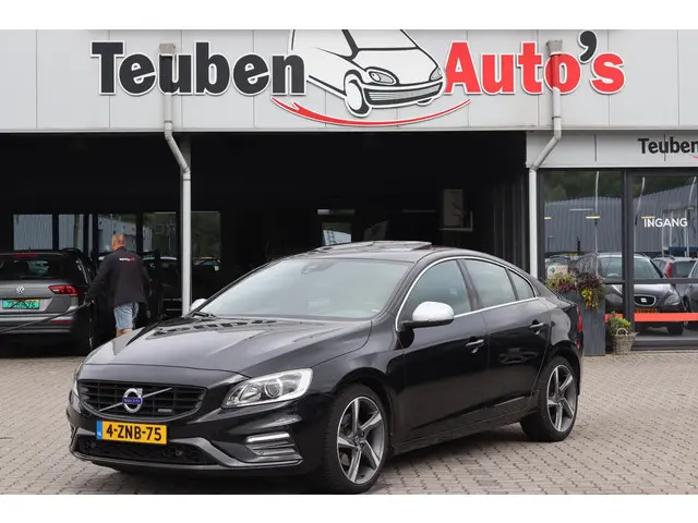 Volvo S60 2.0 D4 R-Design 2015 Diesel