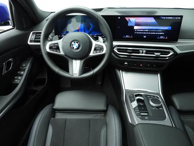 BMW 3 Serie Sedan 330d xDrive 2024 Diesel 10