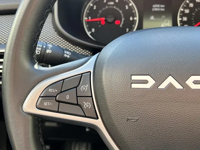 Dacia Jogger 1.0 TCe 110 Expression 2023 Benzine 13