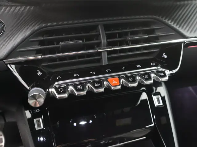 Peugeot e-2008 EV GT 50 kWh 2020 Elektrisch 23