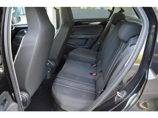 SEAT Mii 1.0 Sport Connect automaat 2015 Benzine 13